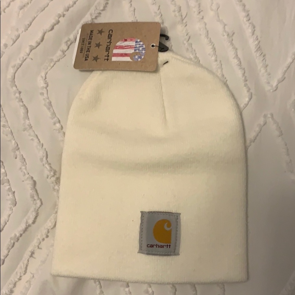 Cream carhartt beanie